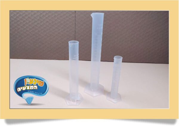 משורה מפלסטיק